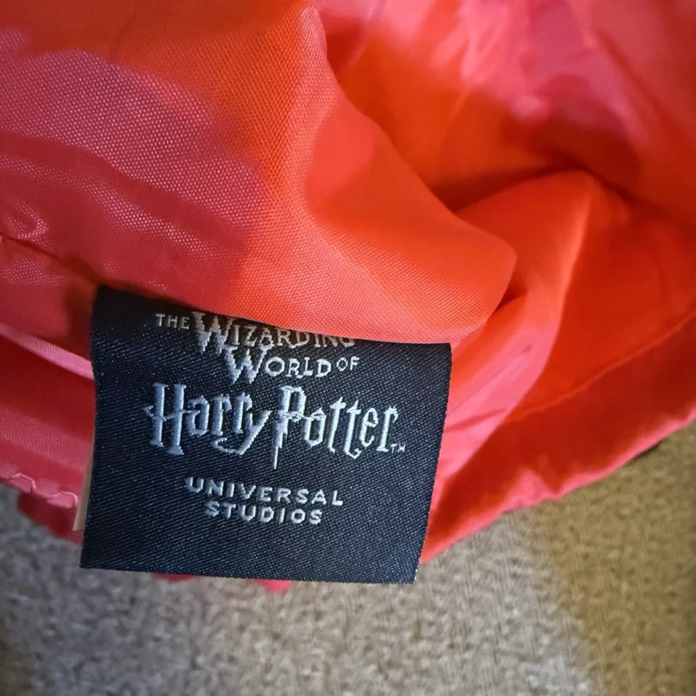 Universal Studios Harry Potter Mascot Gryfindor Drawstring Backpack Bag NWT‎